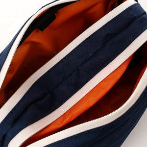 Handbag has spacious pockets to accommodate all your stuff. Fashionpyramid