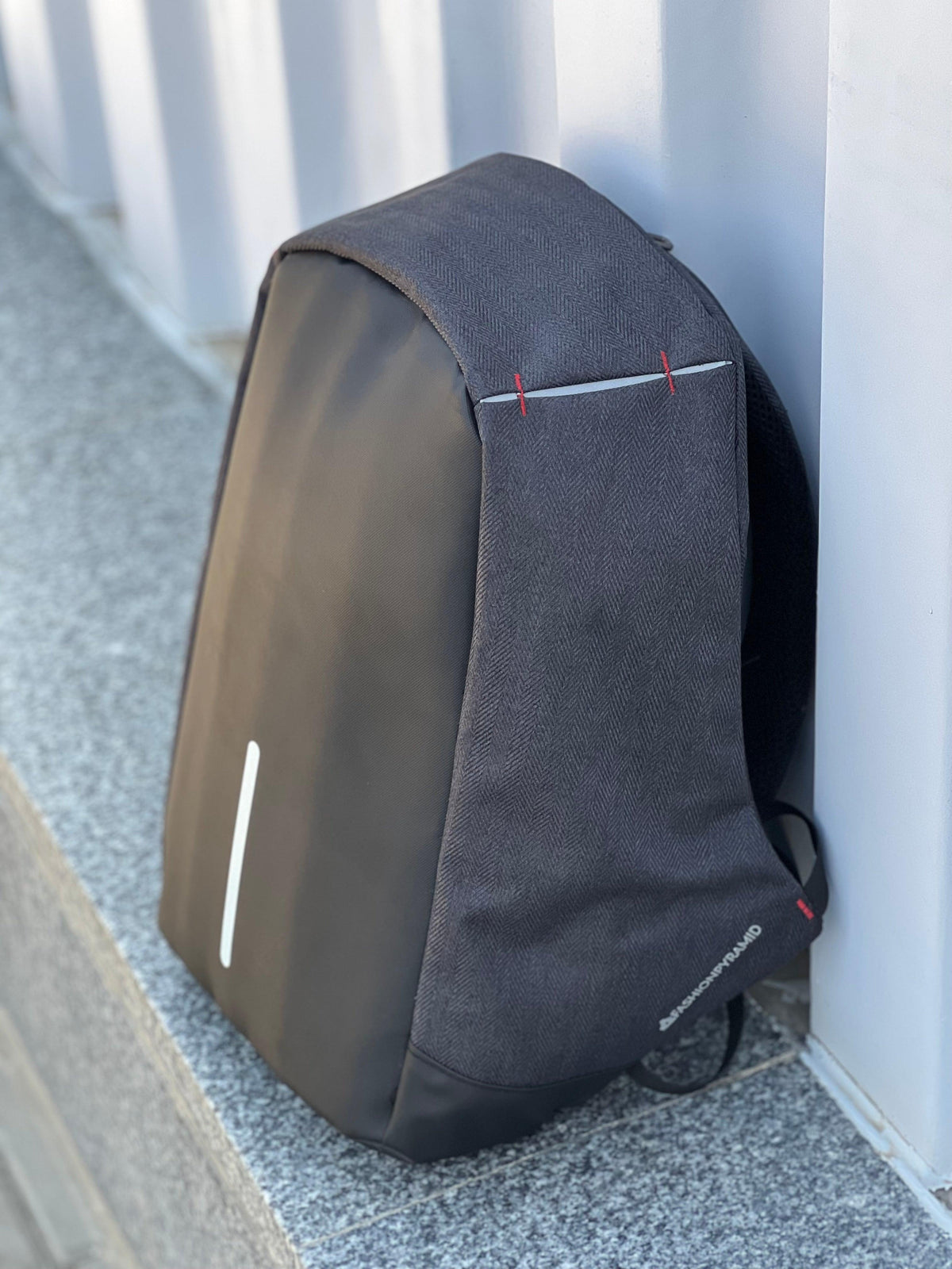 Antitheft backpack - Fashionpyramid