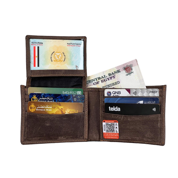 Flip Wallet With Genuine leather pull-up - Brown