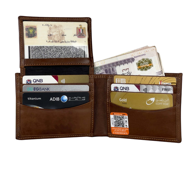 Flip Wallet With Genuine leather pull-up - Brown