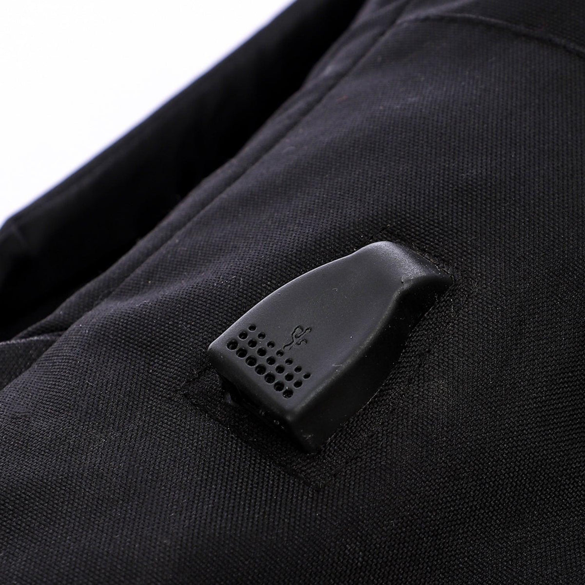   Colorful Backpack with USB port to charge the mobile phone. Fashionpyramid