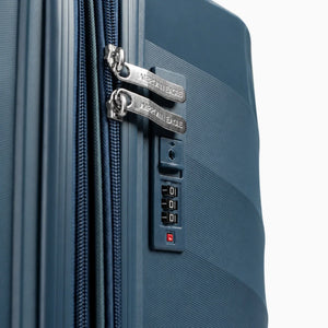 Fashion Pyramid Explore Trolley in blue – combination lock and zipper pulls close-up