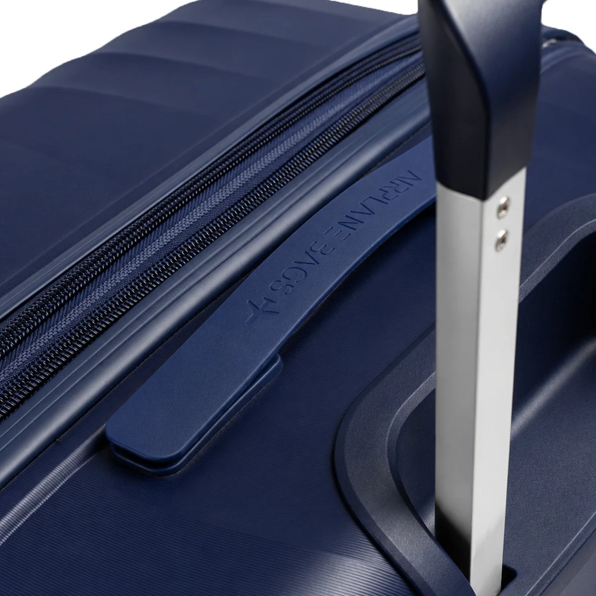 Fashion Pyramid Explore Trolley in navy blue – telescopic handle grip close-up