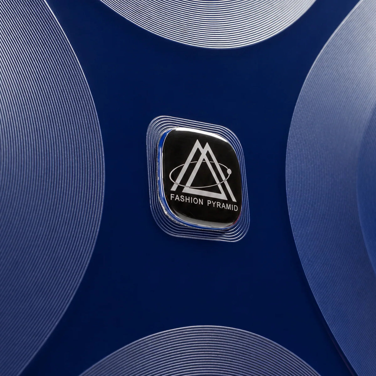Fashion Pyramid Explore Trolley in navy blue – Fashion Pyramid logo badge on the shell