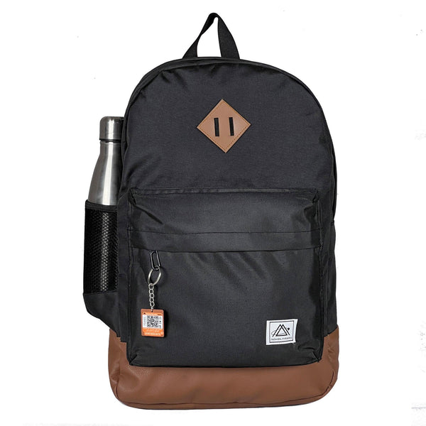 Pyramid Backpacks are made of oxford and leather materials. Fashionpyramid