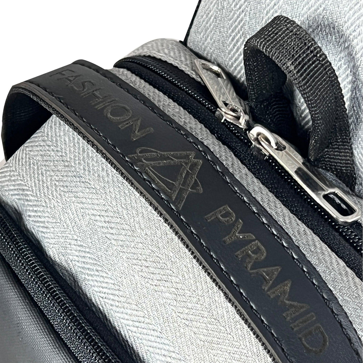 Crossbody has a leather hand to hold your bag easily. fashionpyramid