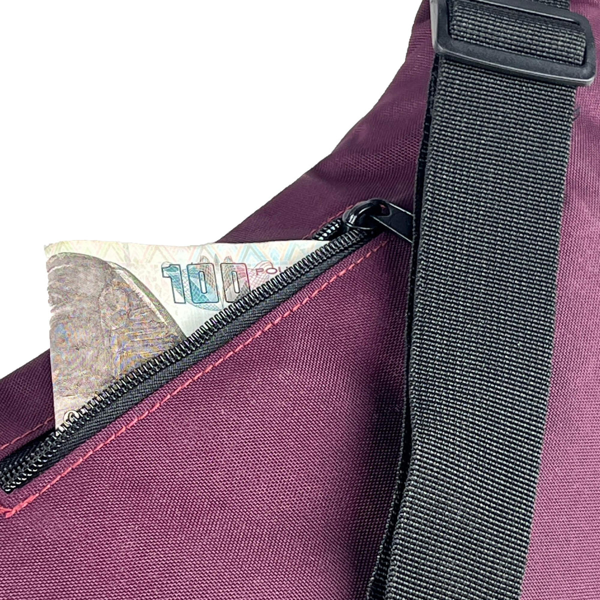 Beehive waist bag with AUX port - Maroon - Fashionpyramid